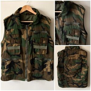 Vintage Rothco Ranger Military Camouflage Tactical Woodland Multi Pocket Vest